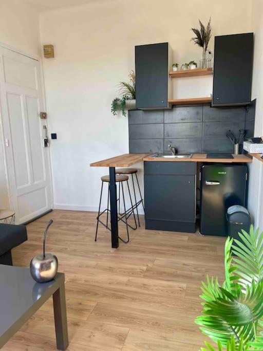 L'Escale Rennaise Apartment Рен Екстериор снимка