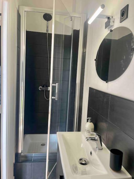 L'Escale Rennaise Apartment Рен Екстериор снимка